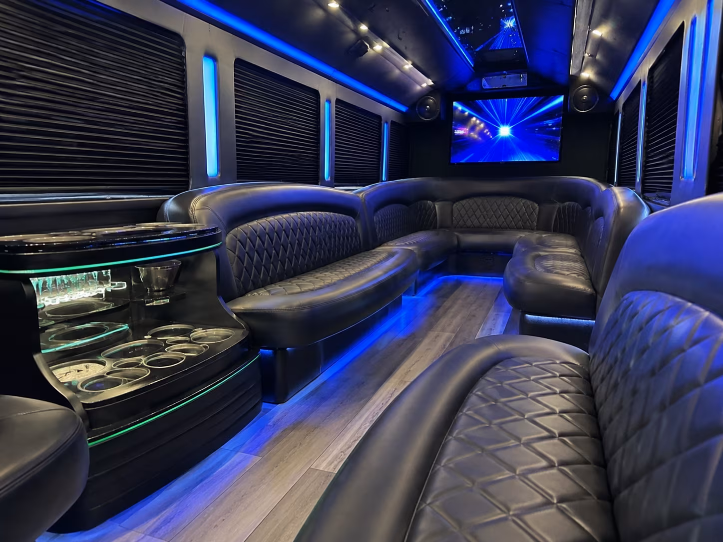 bachelor and bachelorette party bus rentals in gardena california