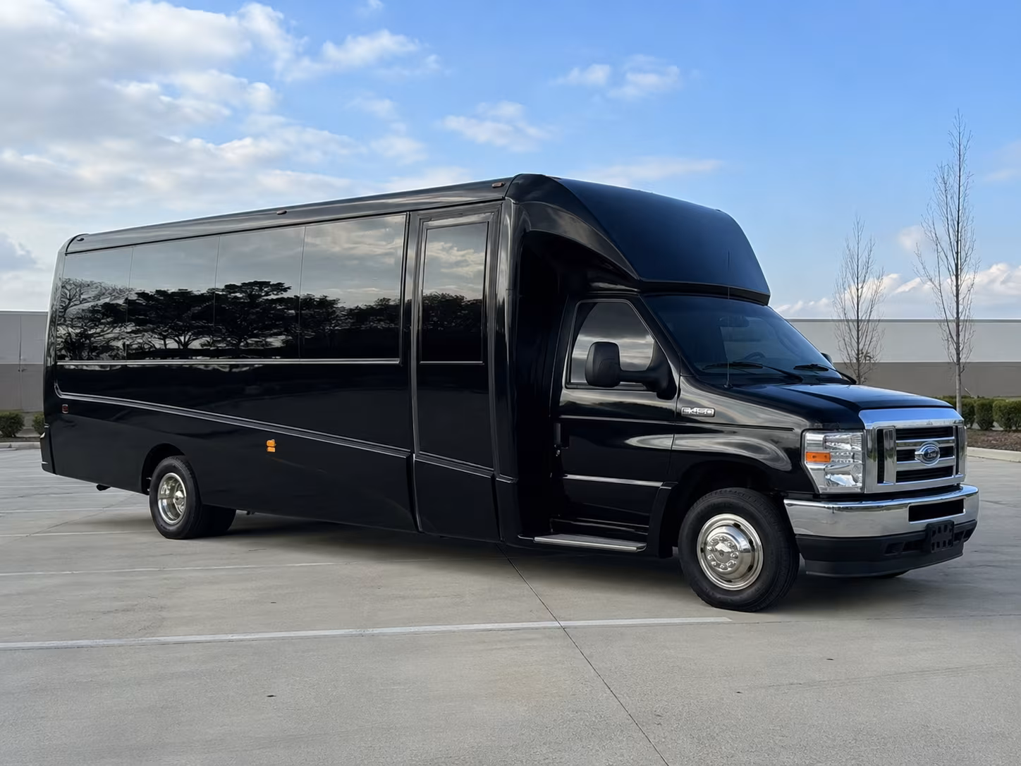 buses to crypto com arena for concerts and special events