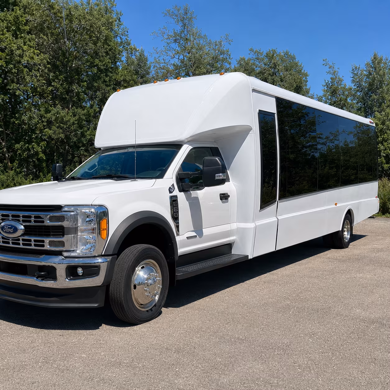 charter buses for gardena corporate events and employee shuttles