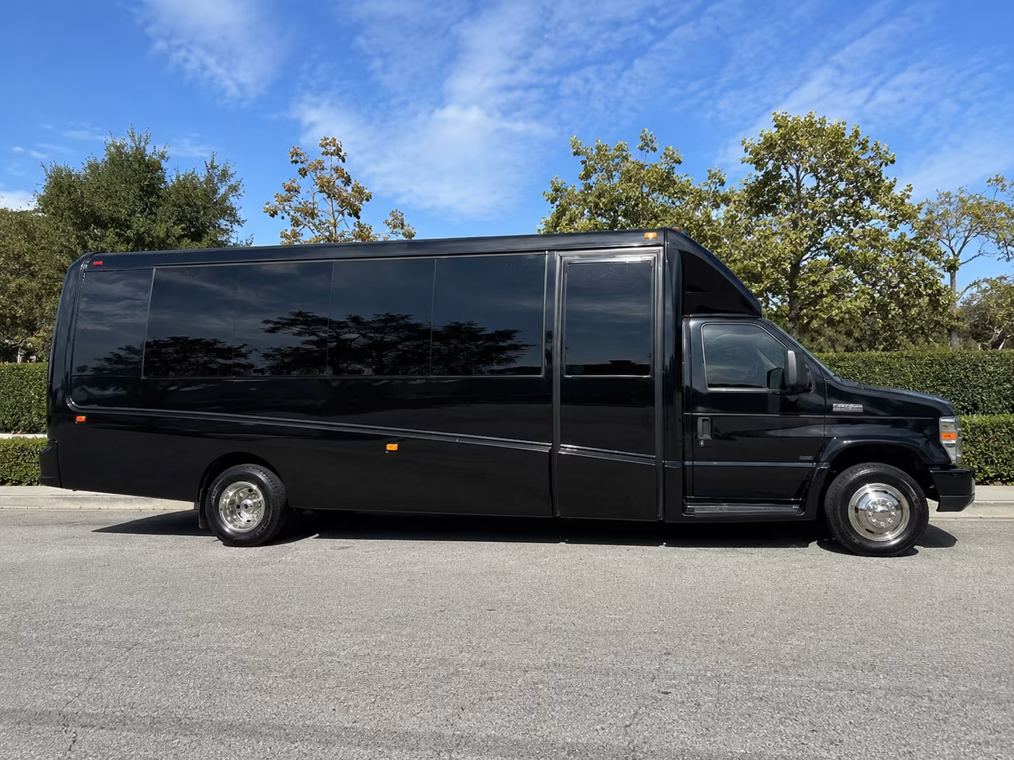 gardena long distance transportation onboard seating