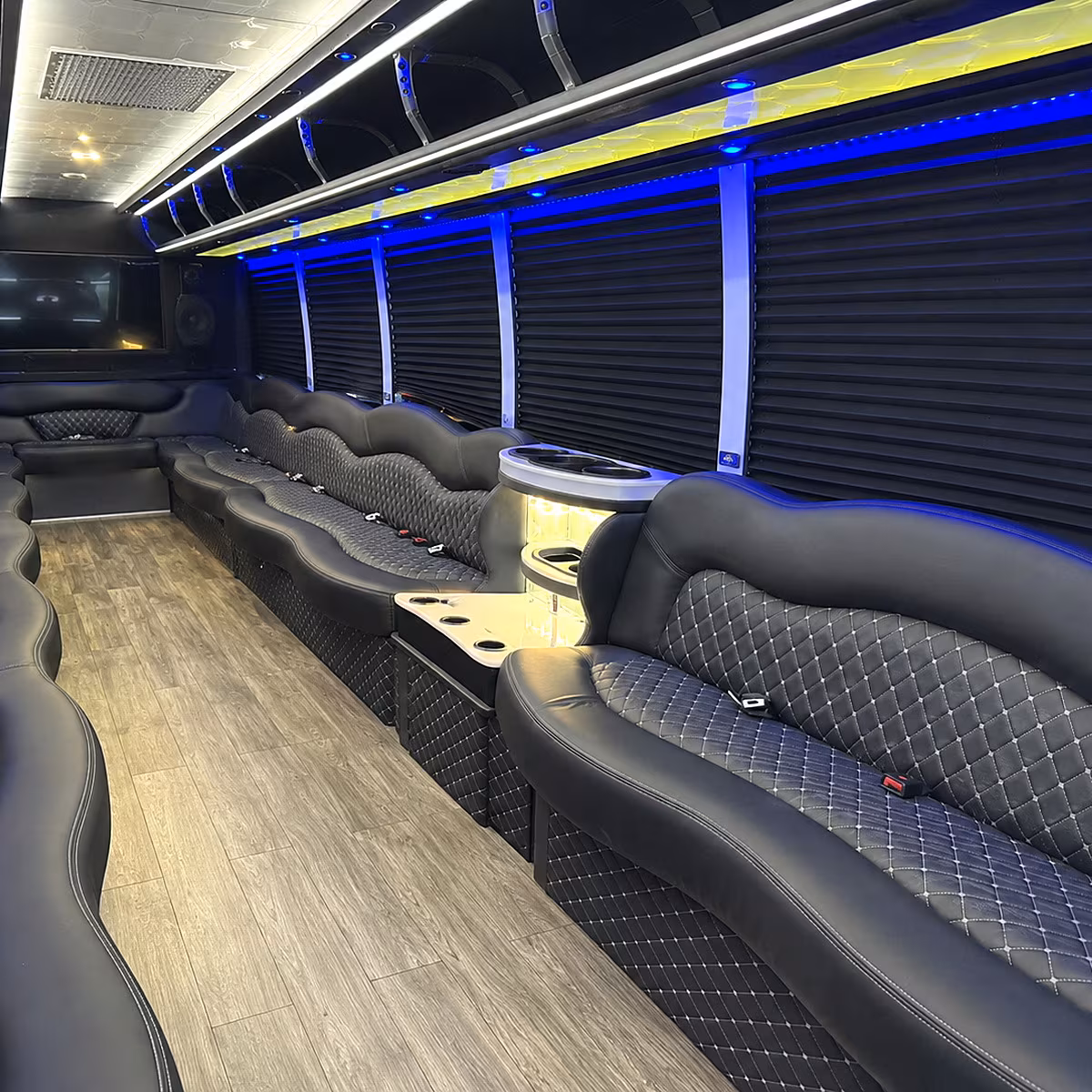 party buses for gardena wedding parties and getting ready runs