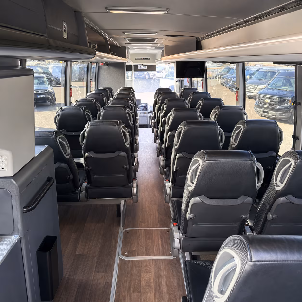 shuttle buses and charter buses for long beach airport lgb groups