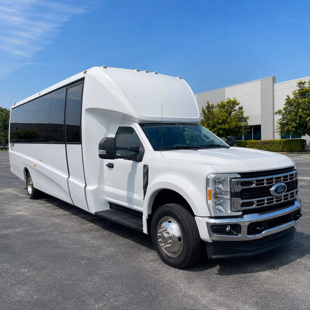wedding and quinceanera buses serving gardena and the south bay